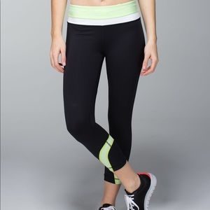 Lululemon Run Inspire Crop II, Size 4
